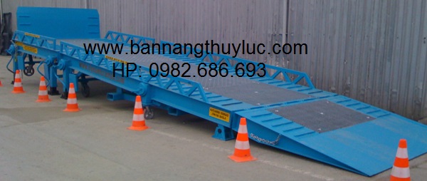 CẦU DẪN HÀNG LÊN CONTAINER